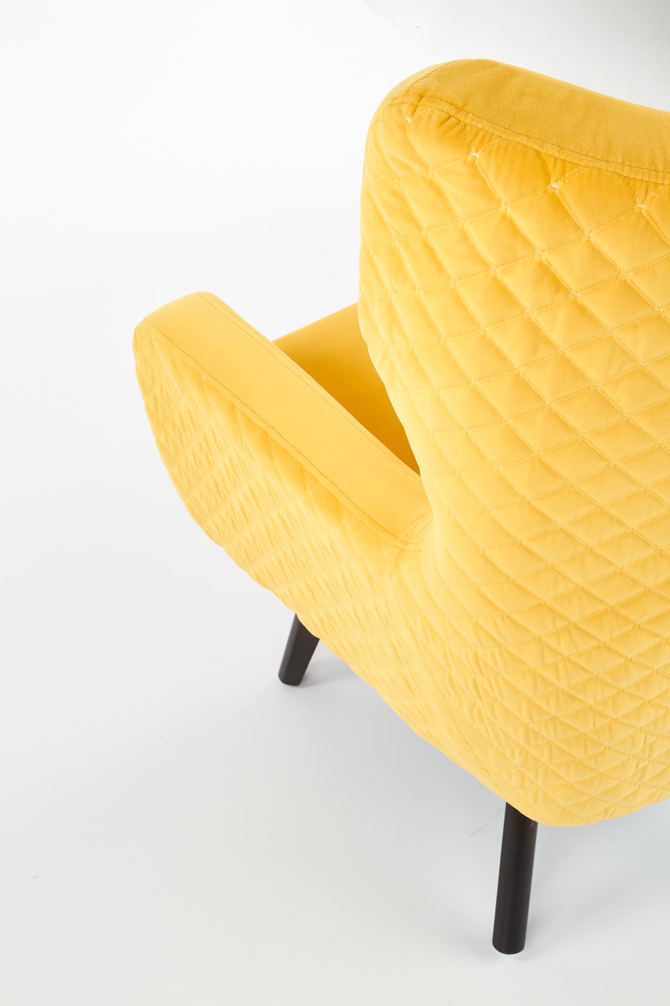 geltonos spalvos fotelis MARVEL juodos kojos